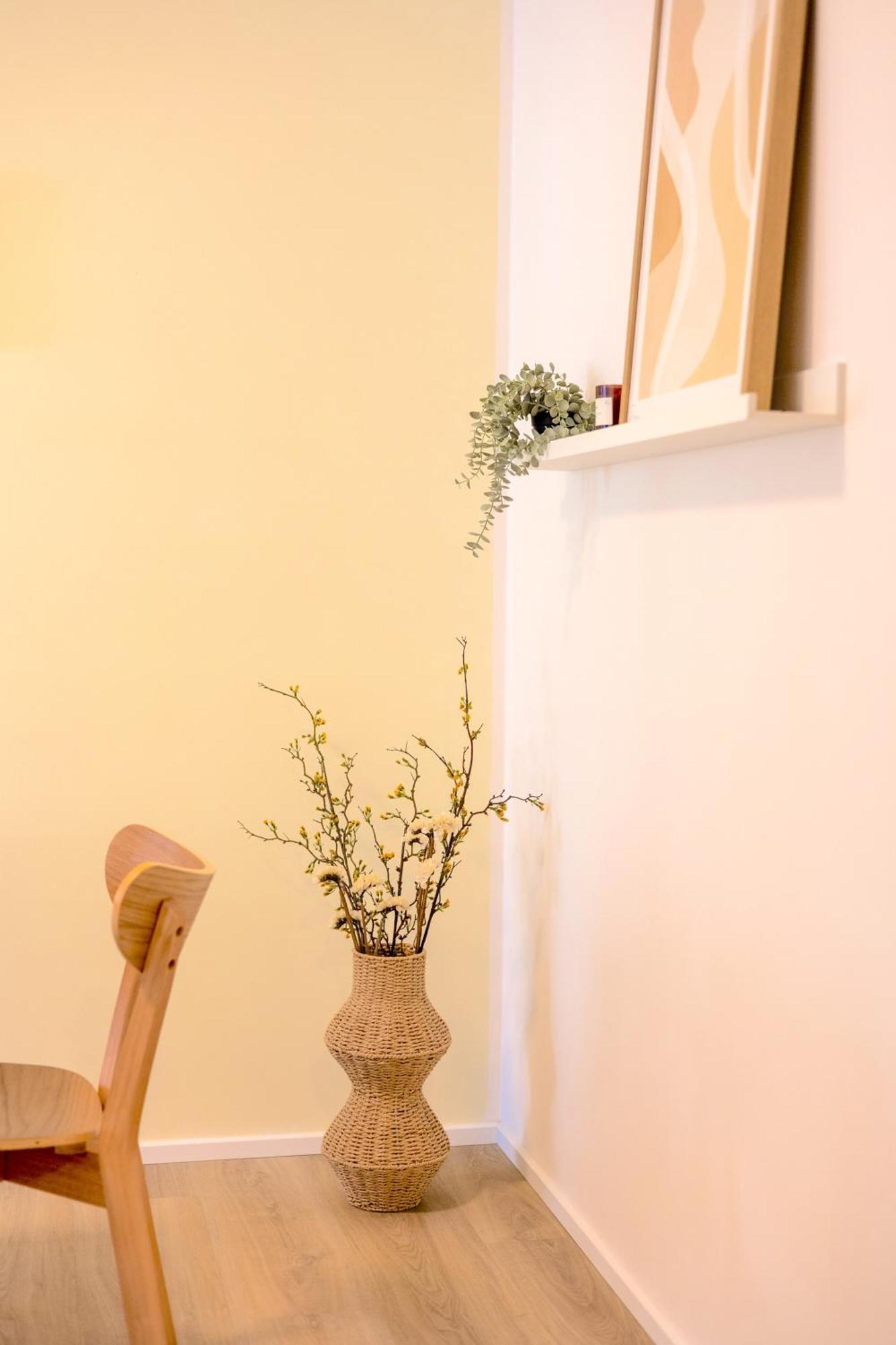 Bright 2Br - 4Th Floor, Balcony, Free Parking By Gravity Pragueアパートメント エクステリア 写真